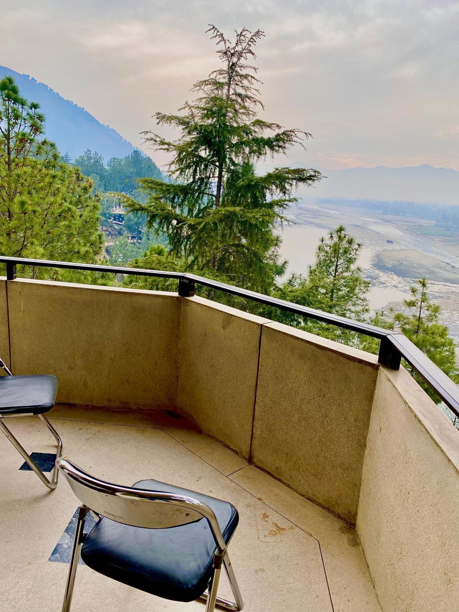 Rock City Resort Mingora Eksteriør bilde