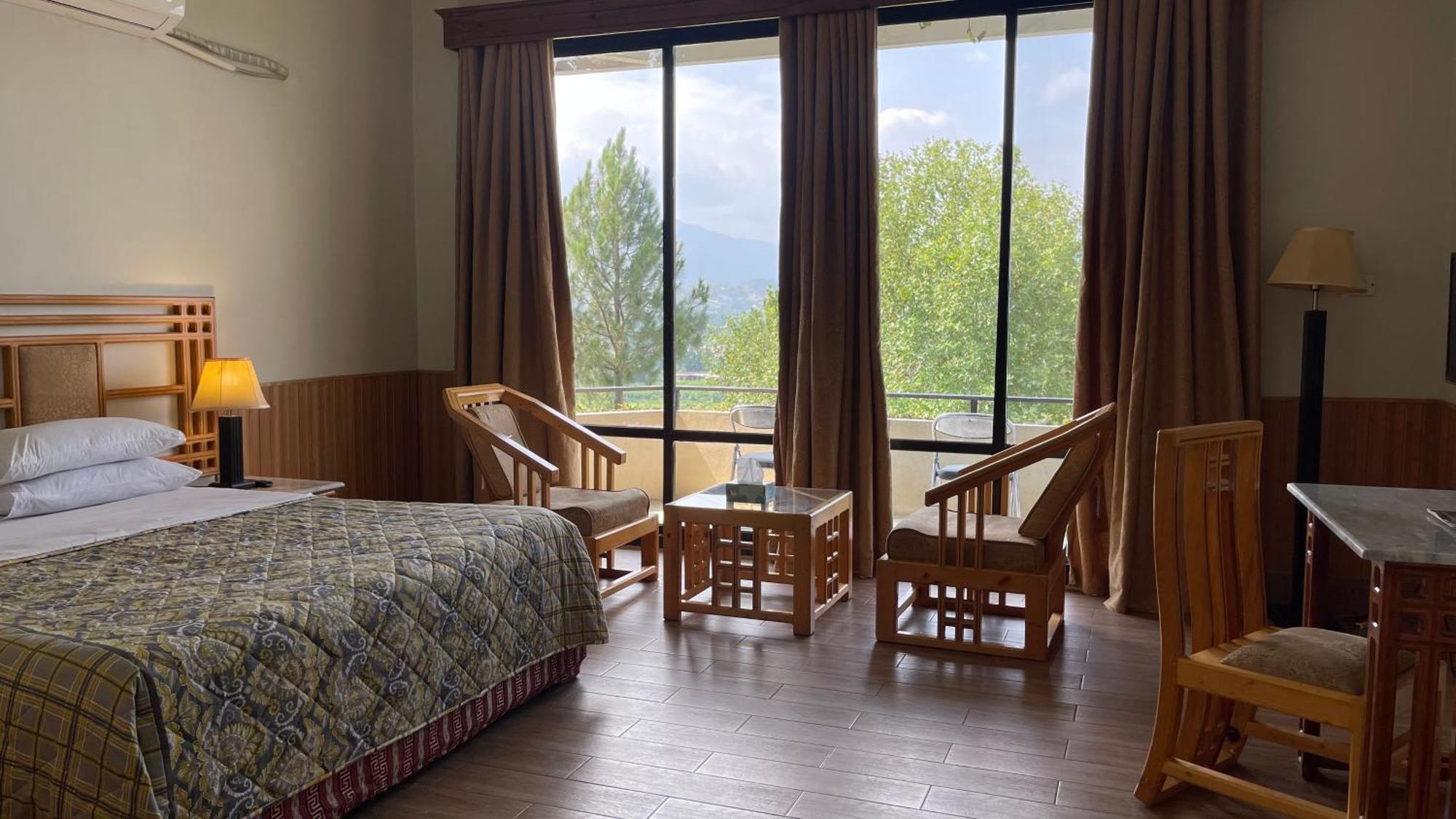 Rock City Resort Mingora Eksteriør bilde