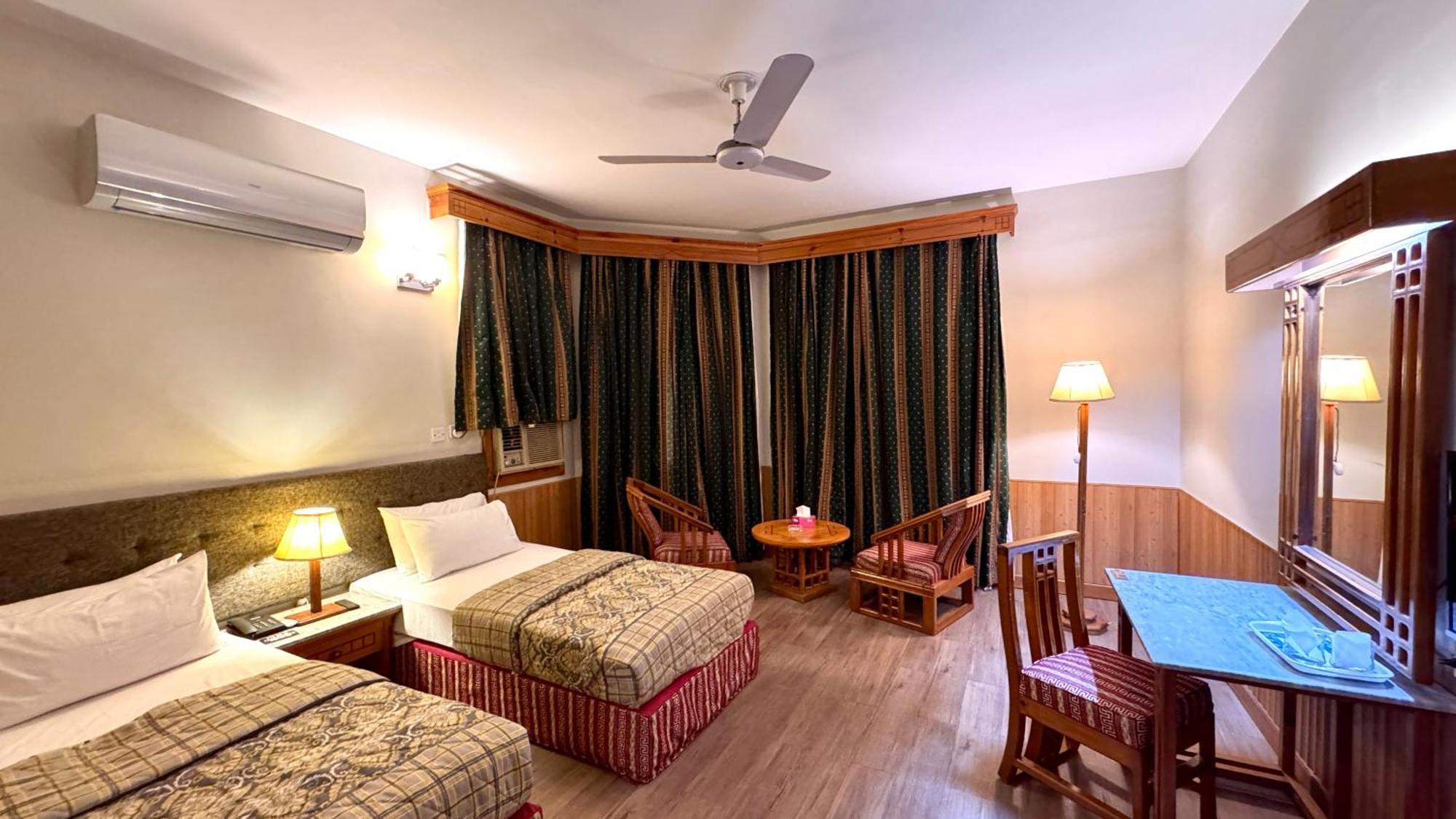 Rock City Resort Mingora Eksteriør bilde